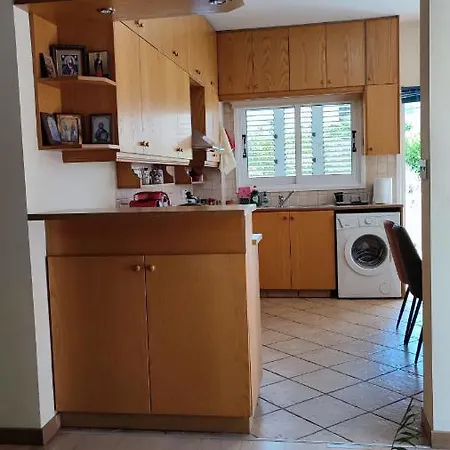 Isabella Modern Flat Center Λευκωσία
