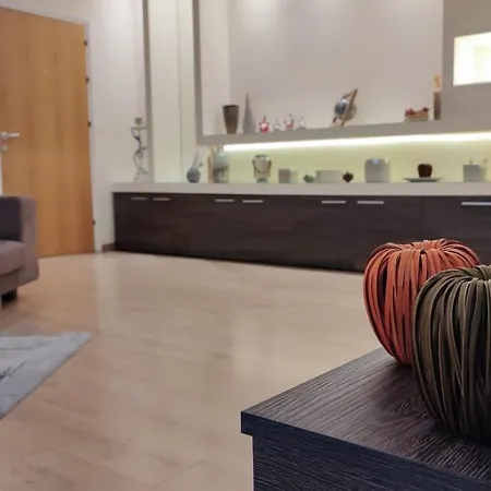 Isabella Modern Flat Center Λευκωσία